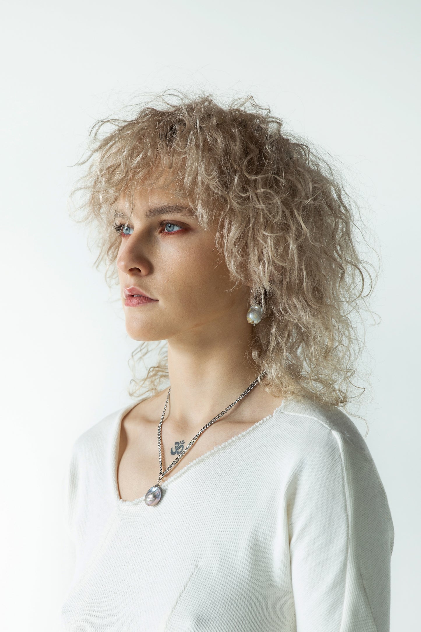 Muted Venus Necklace
