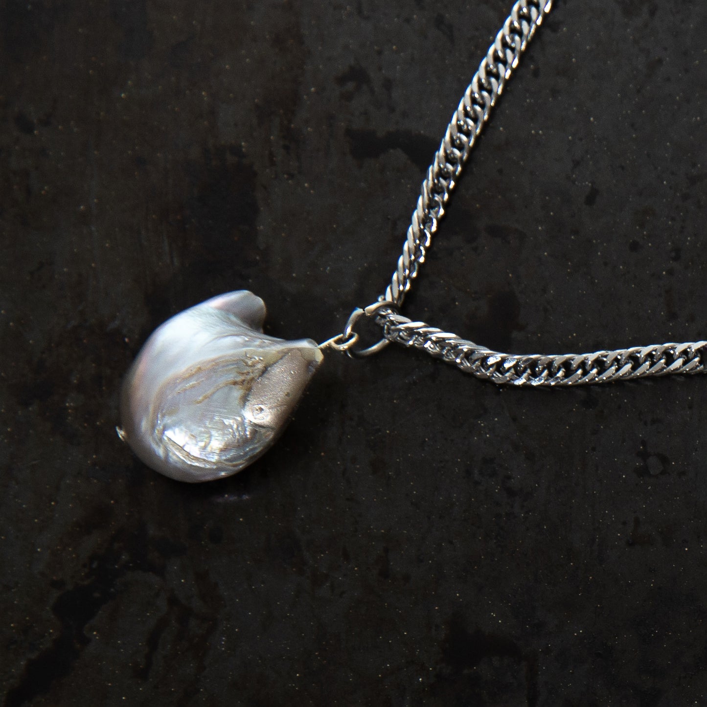 Muted Venus Necklace